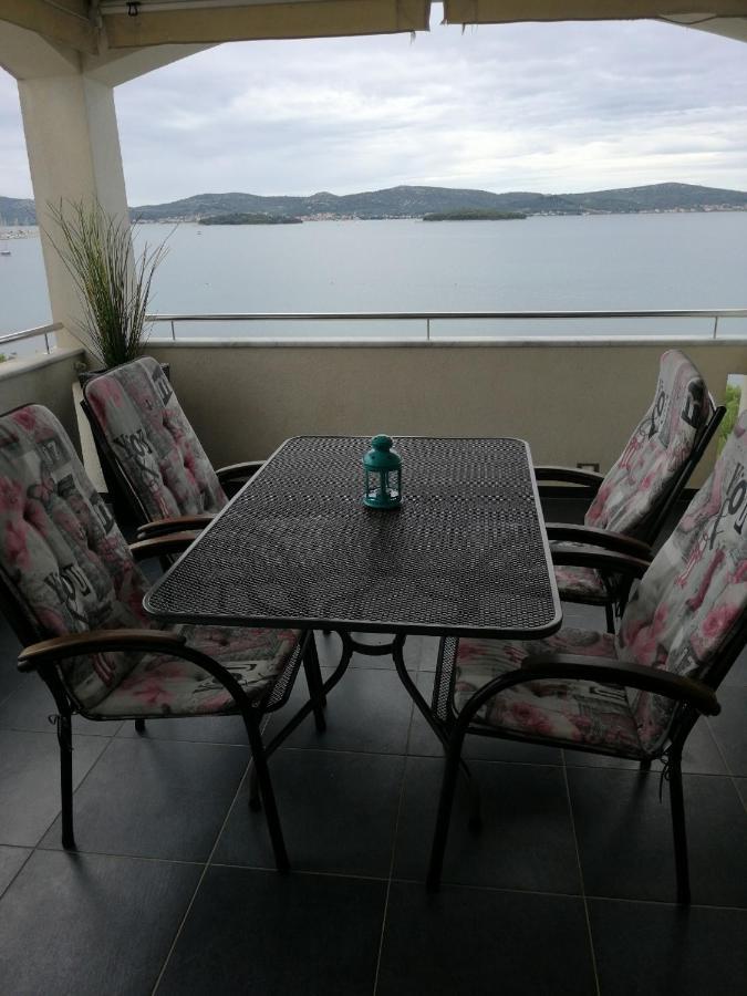 Maria'S Apartment Biograd Na Moru Bagian luar foto